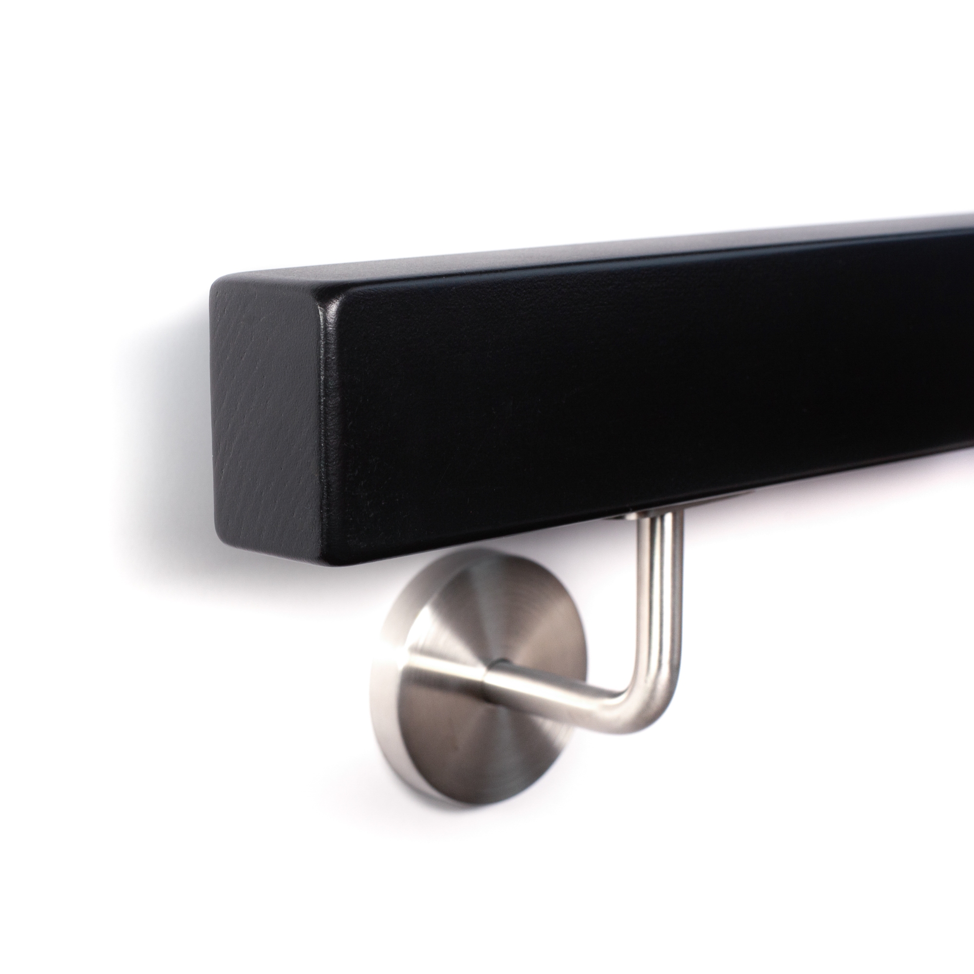 Handlauf Buche rechteckig schwarz hochkant mit Edelstahl-Handlaufhalter, Abschluss mit Radius, gerundete Kanten