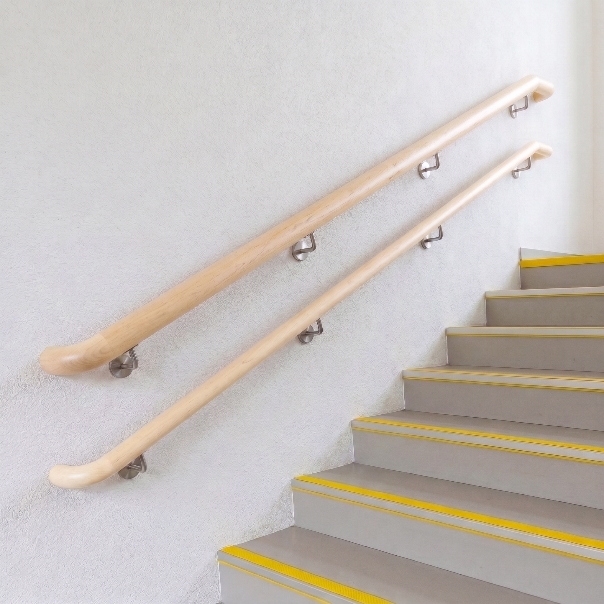 Kinderhandlauf Ahorn rund Ø 35/40 mm inkl. Endbögen | nach Maß | Treppe & Wand
